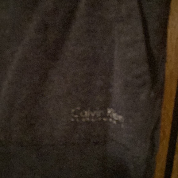 Calvin Klein - Picture 3 of 4